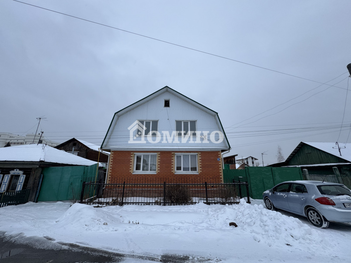 Дом, 200 м² + 6 сот.