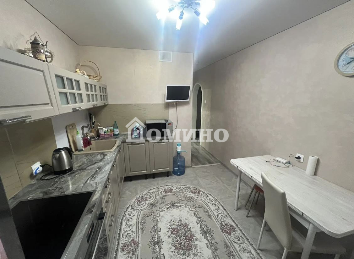 2-комн. квартира, 68.9 м², 3 этаж из 10