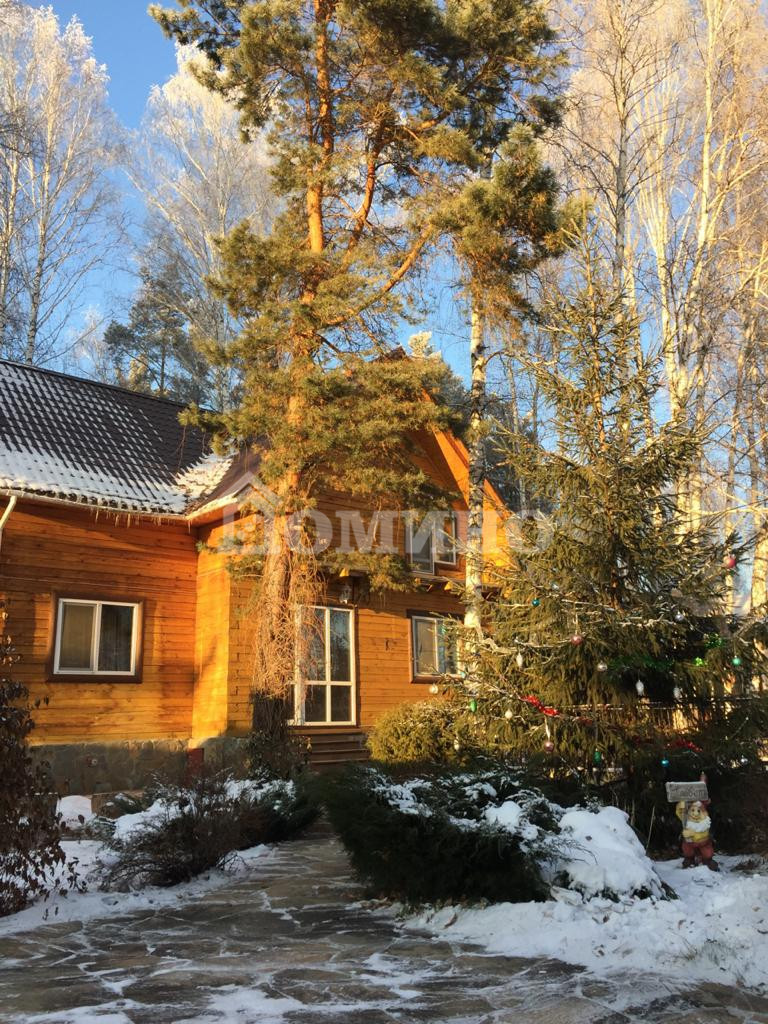 Дом, 220 м² + 13.3 сот.