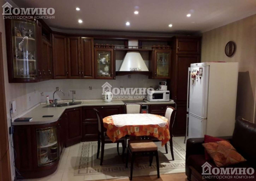 2-комн. квартира, 76 м², 6 этаж из 6