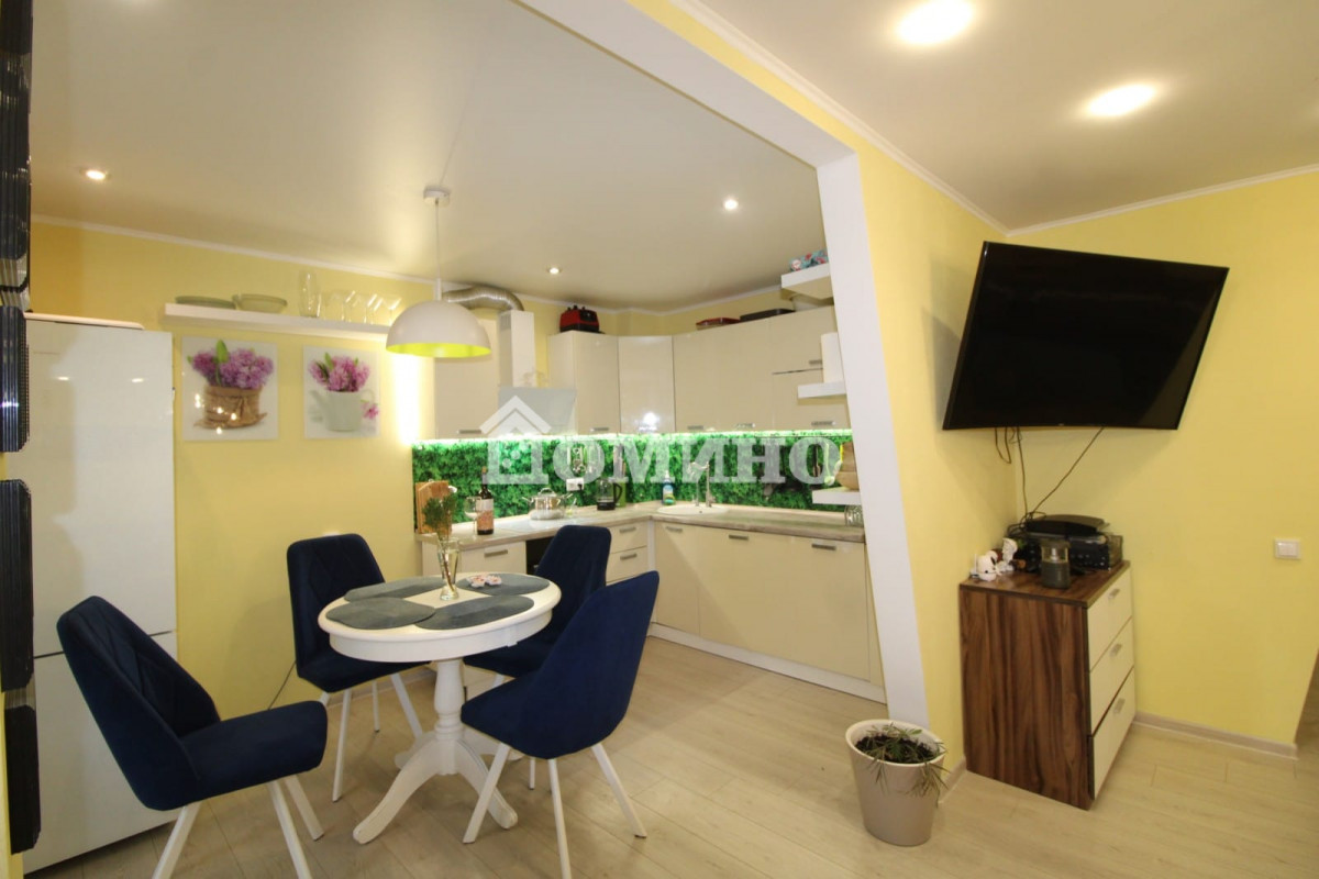 4-комн. квартира, 82.5 м², 3 этаж из 10