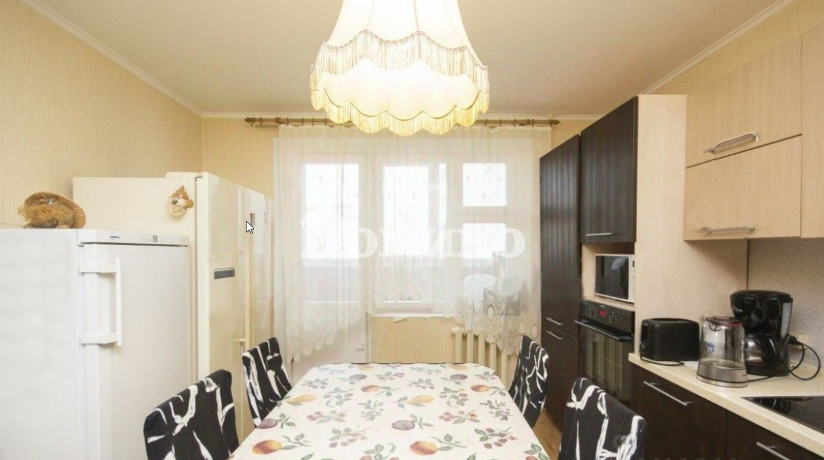 3-комн. квартира, 90 м², 11 этаж из 14