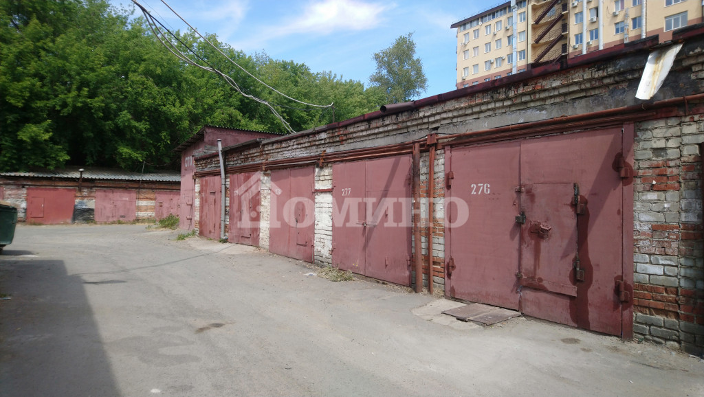 Гараж