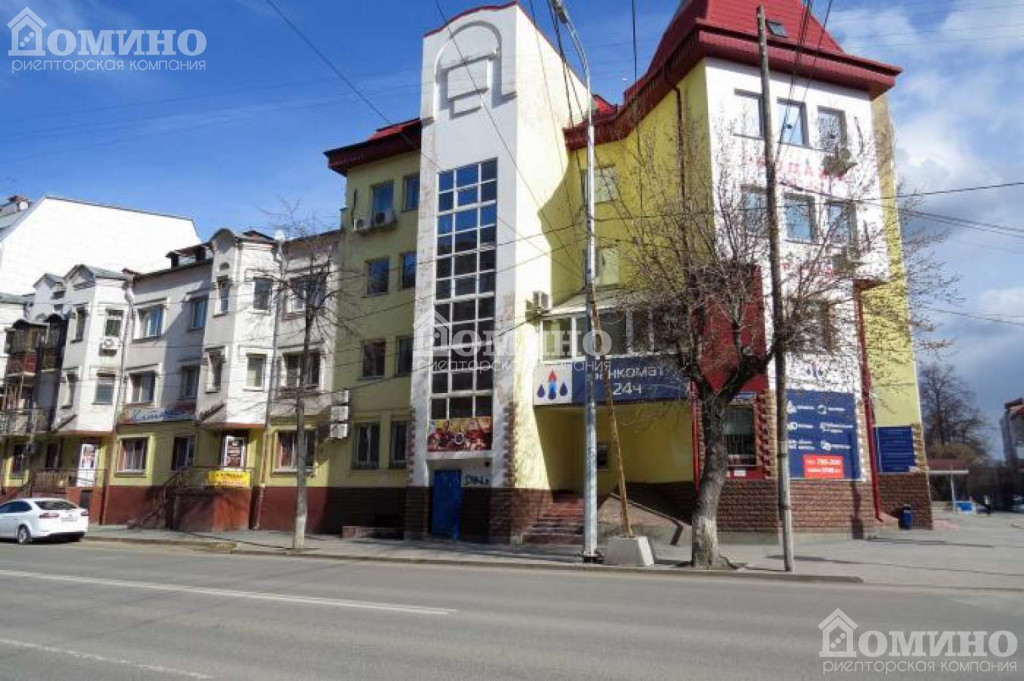 Коммерческое помещение, 830 м², 1 этаж из 4