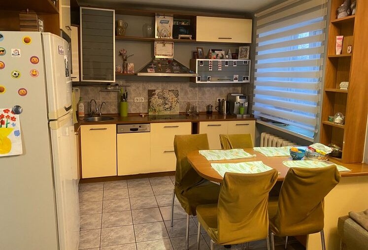 2-комн. квартира, 73.7 м², 2 этаж из 9