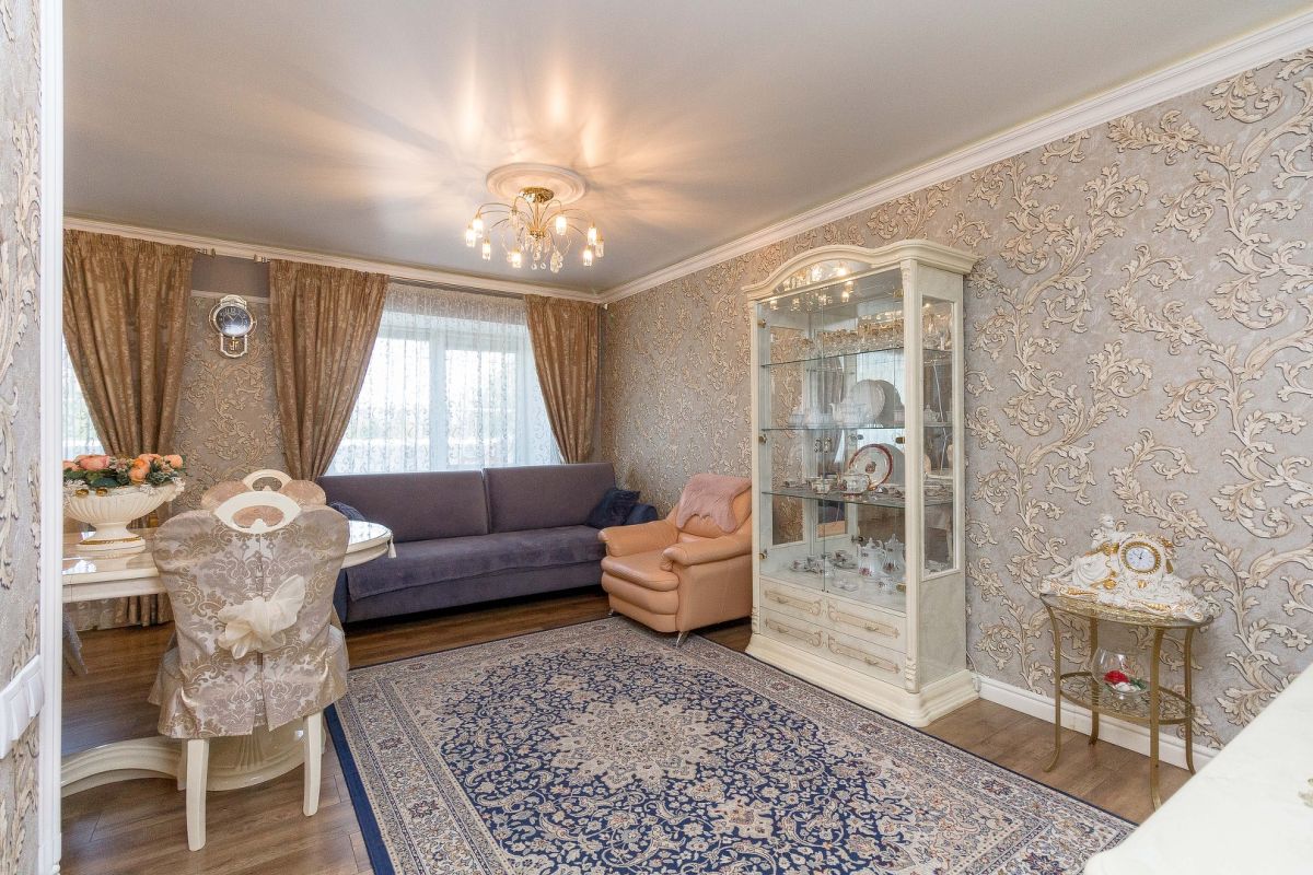 2-комн. квартира, 84.2 м², 3 этаж из 16