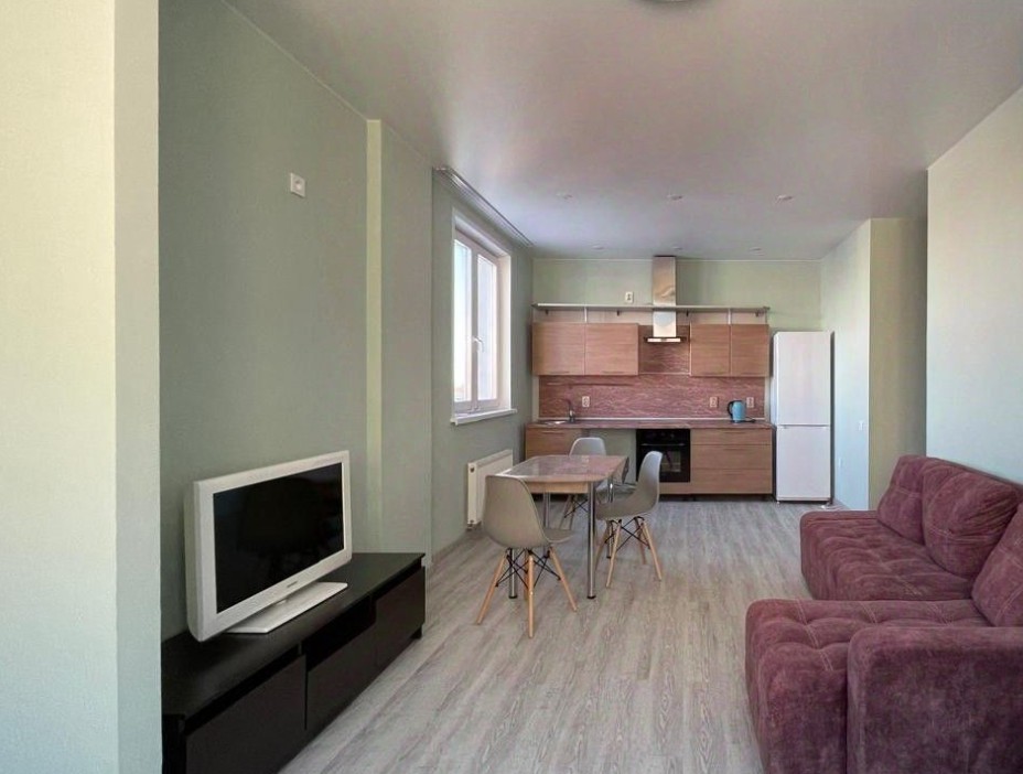 2-комн. квартира, 69.6 м², 8 этаж из 16