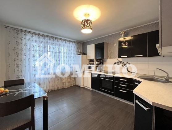 3-комн. квартира, 99 м², 6 этаж из 9