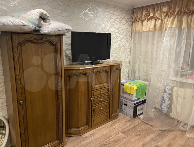 Комната, 130 м², 4 этаж из 9