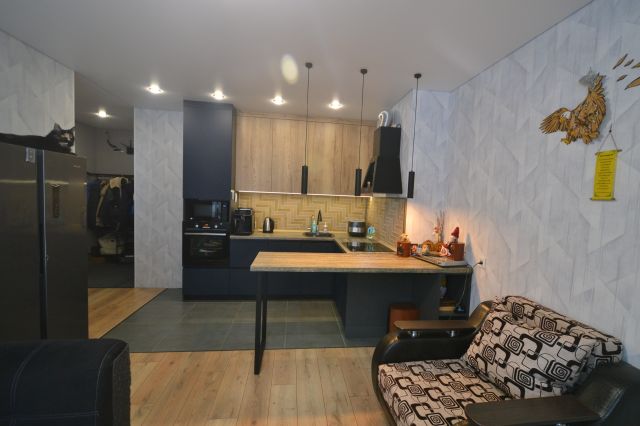 3-комн. квартира, 82.9 м², 2 этаж из 10