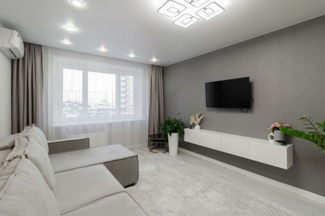 2-комн. квартира, 67.2 м², 2 этаж из 14