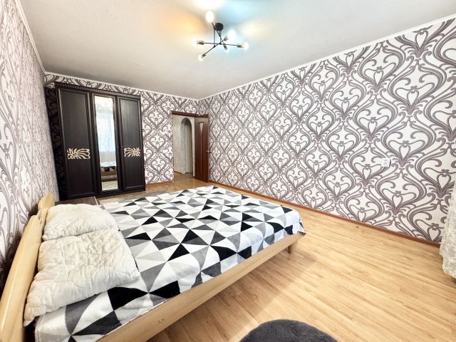 3-комн. квартира, 93.3 м², 8 этаж из 9